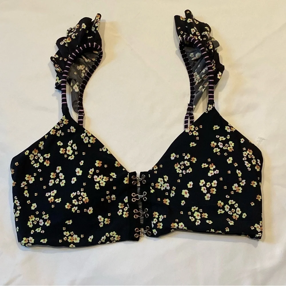 New! Maaji reversible June dreamy floral bikini top 14462
